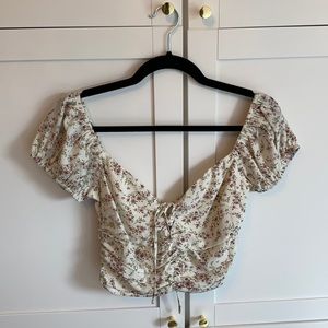 Miss Lola Floral Cropped Blouse